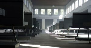 人物のいない明るい学習室の机を写した岩倉総合高校2027年度入試解説のサムネイル